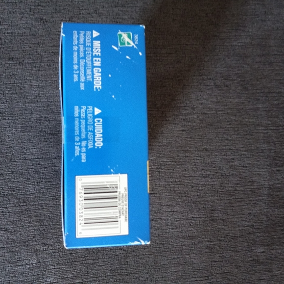 2001 Walt Disney Return to Neverland Tinkerbell - Picture 6 of 6